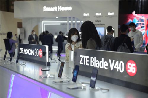 MWC 2022 中國(guó)科技企業(yè)引領(lǐng)創(chuàng)新，綠廠閃充技術(shù)與教育科技服務(wù)雙星閃耀